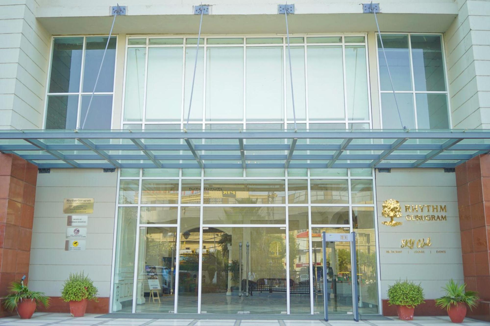 Rhythm Gurugram Hotel & Suites, Sohna Road Gurgaon Buitenkant foto