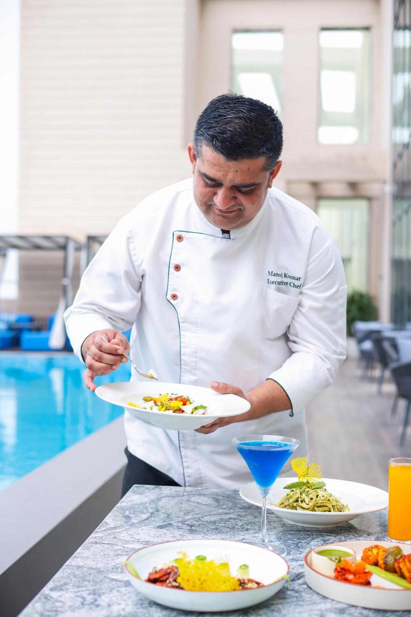 Rhythm Gurugram Hotel & Suites, Sohna Road Gurgaon Buitenkant foto