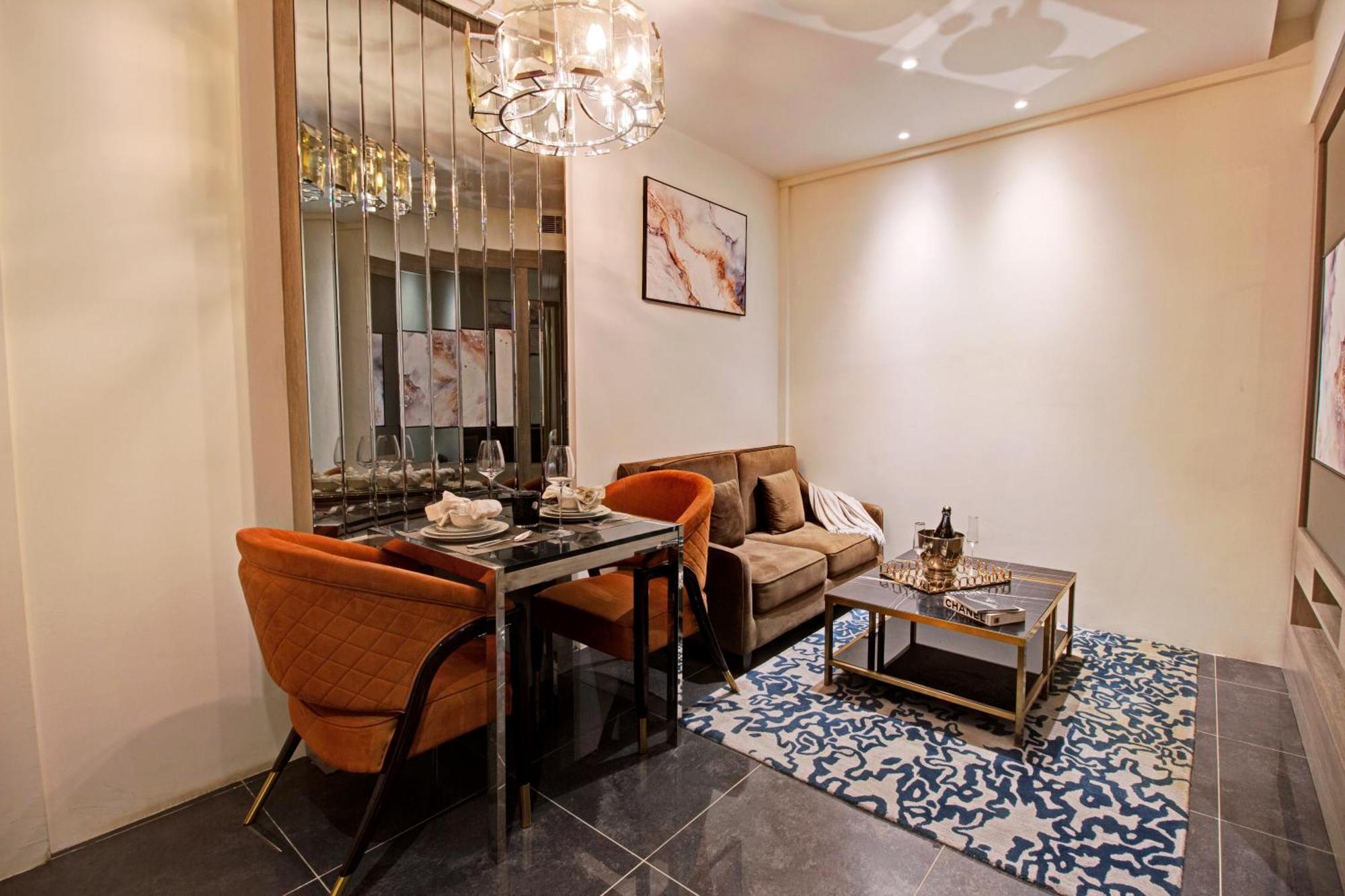 Rhythm Gurugram Hotel & Suites, Sohna Road Gurgaon Buitenkant foto