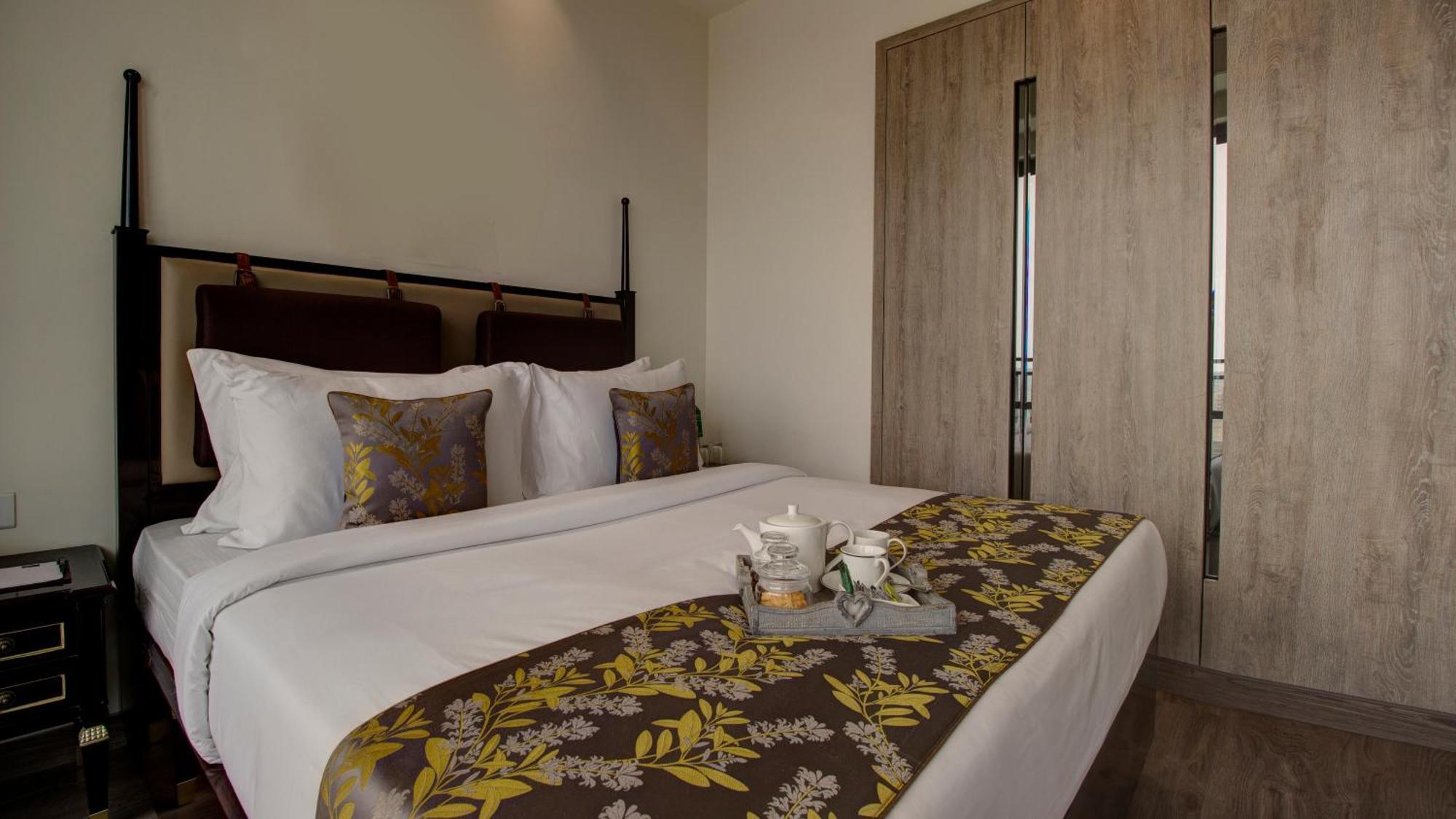 Rhythm Gurugram Hotel & Suites, Sohna Road Gurgaon Buitenkant foto
